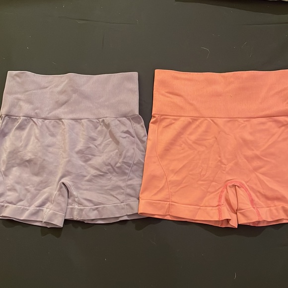 TWO Waist Slimming Shorts - Picture 7 of 7